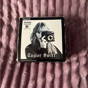 Fujifilm Taylor Swift Polaroid Instax Square SQ6